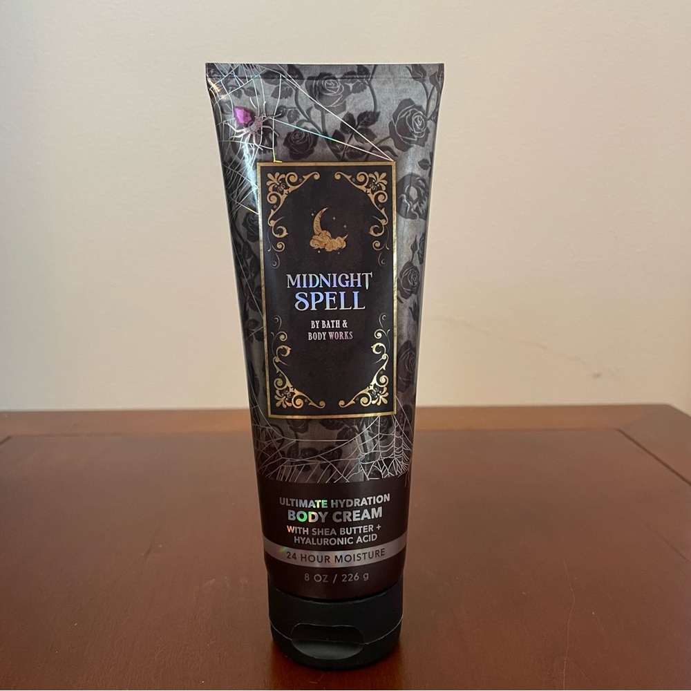 New BATH & BODY WORKS MIDNIGHT SPELL CREAM Lotion Moisturizer Halloween Woods